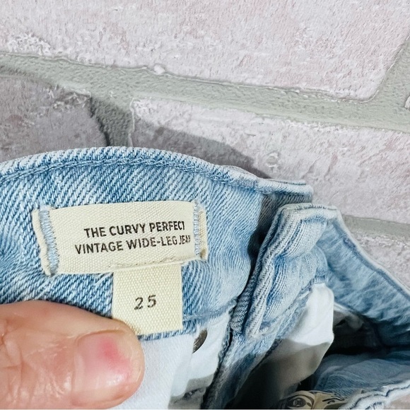 Madewell The Curvy Vintage Wide Leg Crop Raw Hem Ward Wash Jeans Size 25 - Picture 9 of 12